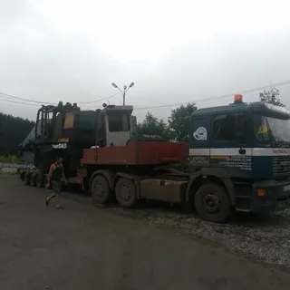 Перевозка гусеничной спецтехники на трале ИТТ