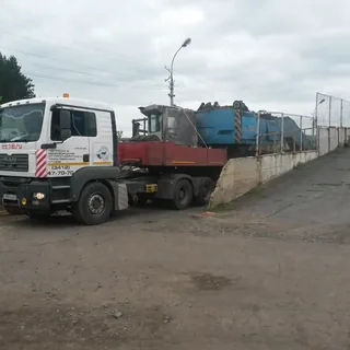 Перевозка промышленного оборудования на трале тягачом ИТТ